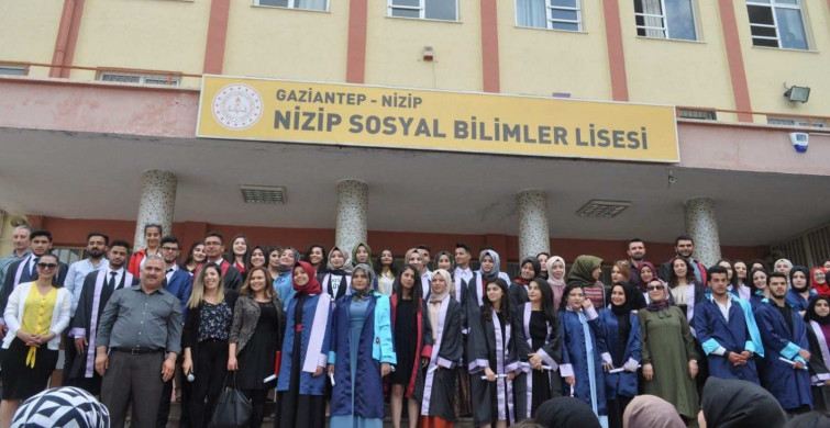 Sosyal Bilimler Lisesi mezunları hangi üniversitede hangi bölümleri tercih edebilir? Sosyal bilimler lisesinden mezun olanlar doktor olabilir mi?