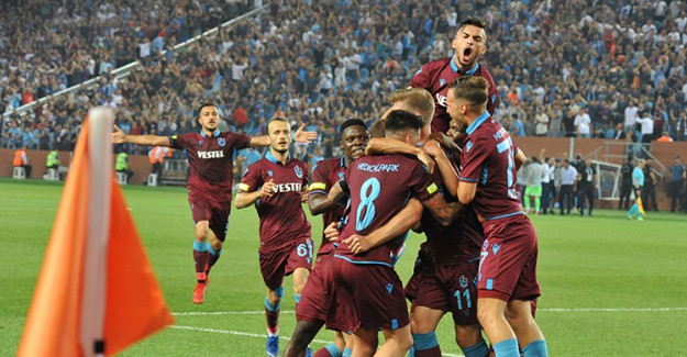 Sparta Prag'ı 2-1 Yenen Trabzonspor UEFA Avrupa Ligi'nde Tarih Yazdı!