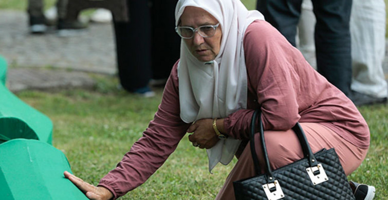 Srebrenitsa'da Bu Yıl 19 Soykırım Kurbanının Daha Defni Yapıldı