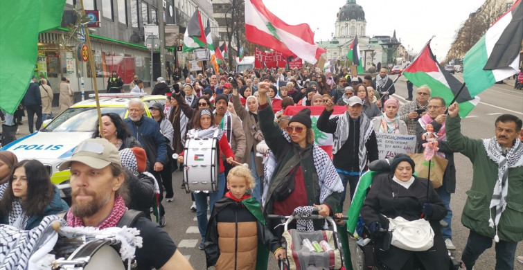 Stockholm'de İsrail'in Saldırılarına Protesto