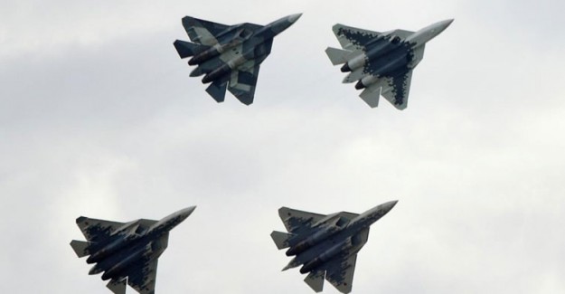 Su-35 ve Su-57 Uçaklarının Alımı İçin İlk Görüşmeler Başladı