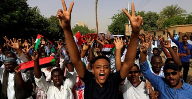 Sudan'da Kurulacak Hükümete Askeri Konsey Aday Gösterilmeyecek