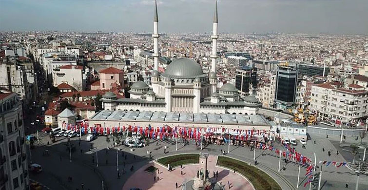 Taksim Camii’nde Çalışmalar Sona Erdi
