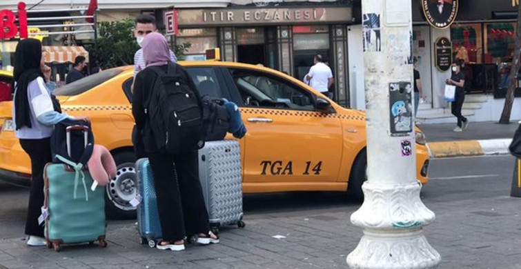 Taksim'de Turistlerin Taksici Çilesi!