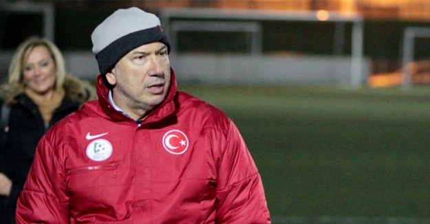 Tanju Çolak'tan Olay Sözler! ''Türk Futbolcusu Profesyonel Değil!''