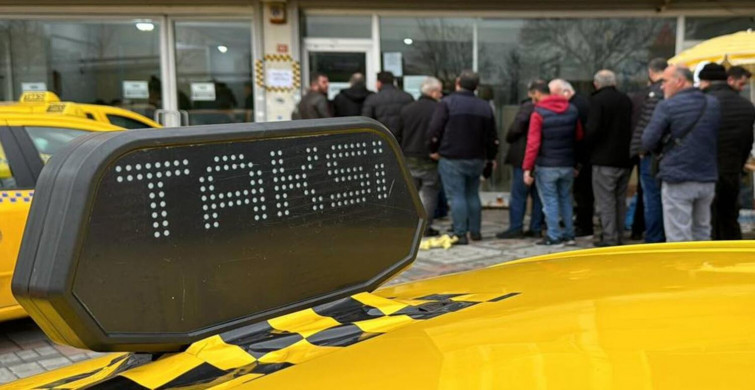 Tarife Onaylandı! İstanbul'da Taksiciler Yeni Tarife İçin Cihazlarını Güncelletiyor