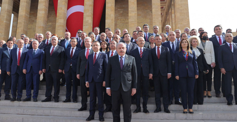 TBMM 102. yaşını kutluyor! Meclis Başkanı Mustafa Şentop ve devlet yetkilileri Anıtkabir'e ziyaret gerçekleştirdi