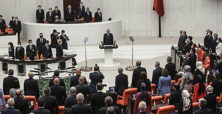 TBMM’nin İlk Mesai Gününde CHP ve HDP Skandalı!