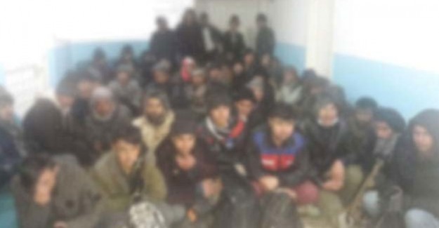 Tekirdağ'da 40 Kaçak Göçmen Yakalandı