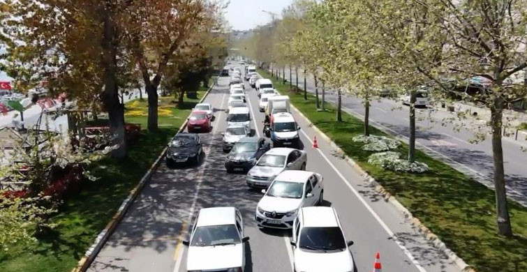 Tekirdağ’da Sokaklar Boş, Polis Noktalarında Kuyruk Oluştu