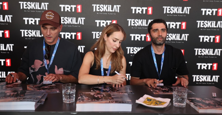 TEKNOFEST Adana'da 'Teşkilat' Dizi Oyuncuları Hayranlarıyla Buluştu