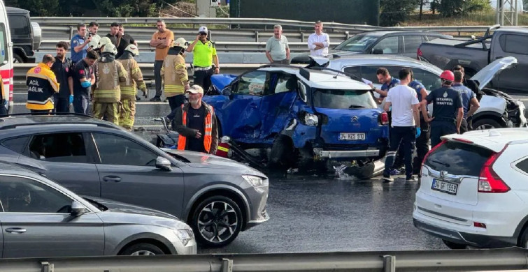 TEM Otoyolu’nda zincirleme trafik kazası: 2 ölü, 4 yaralı