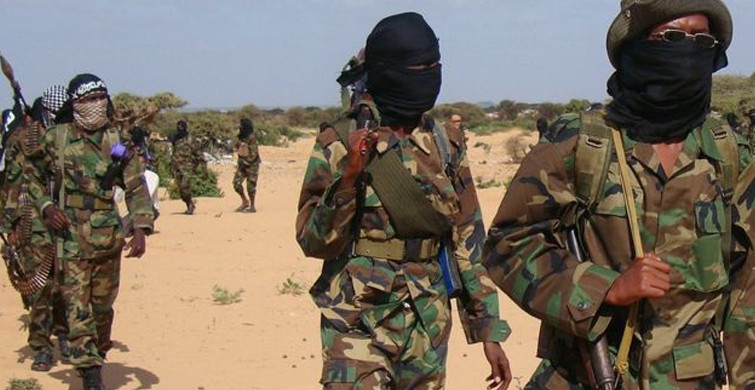 Terör Örgütü Eş Şebab Somali'de İlk Kez Bir Kasabayı Ele Geçirdi!