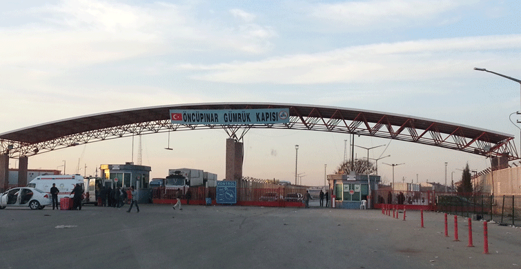 Ticaret Bakanı Pekcan: Sarp, Türkgözü ve Aktaş Sınır Kapılarının Kapasiteleri Artırıldı