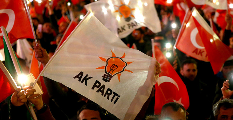 Topluca istifa ettiler: AK Parti’ye katıldılar