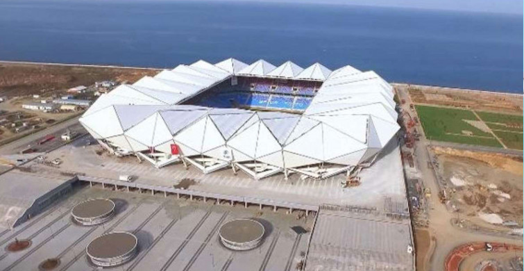 Trabzon Şenol Güneş Stadyumunda Çökme Tehlikesi