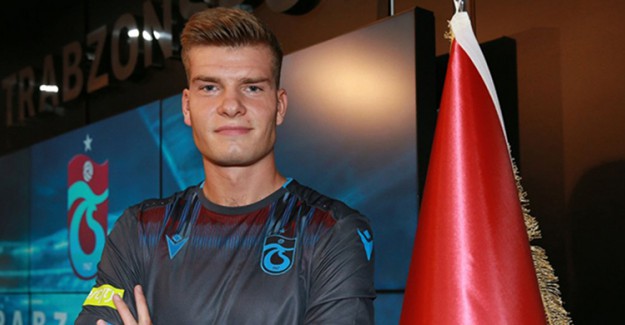 Trabzonspor 2+2 Yıllığına Alexander Sörlot'u Renklerine Bağladı