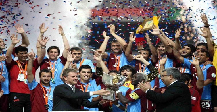 Trabzonspor kupa töreni bileti fiyatları ne kadar? Trabzonspor kombinesi olanlar kupa törenine ücretsiz ve biletsiz girebiliyor mu?