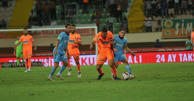 Trabzonspor'un Deplasman Fobisi Sürüyor! A. Alanyaspor 1-0 Trabzonspor