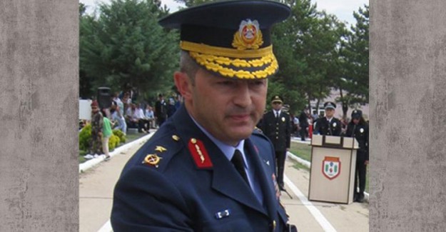 TSK'nın Savaş Uçaklarının Komutanı Tuğgeneral Özkan Edip Akgülay Tutuklandı