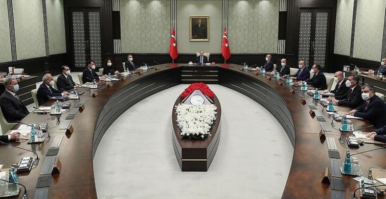Tüm Gözler Kritik Kabine Toplantısında! Cumhurbaşkanı Erdoğan Pazar Yasağı Hakkında Konuşacak