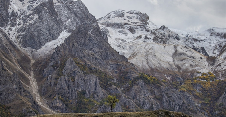 Tunceli Zirvelerinde Kar Yağışı