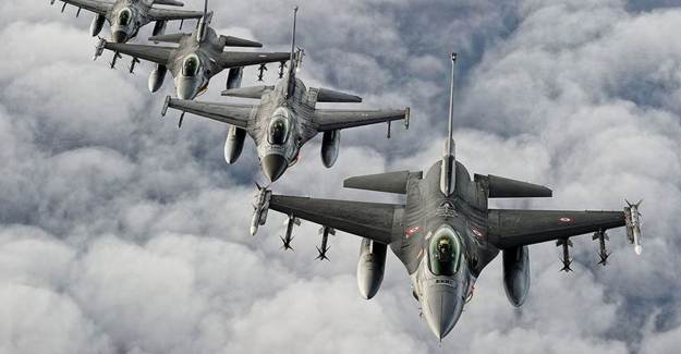 Türk Hava Kuvvetleri Doğu Akdeniz'de Eğitim Görevi Gerçekleştirdi