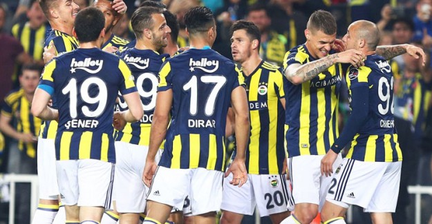 Türkiye Kupası Finali Öncesi Fenerbahçe'de İki Yıldız Kadrodan Çıkarıldı