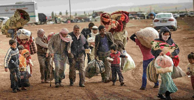 İdlib'de Son 2 Günde 25 Bin Sivil Daha Yerinden Edildi