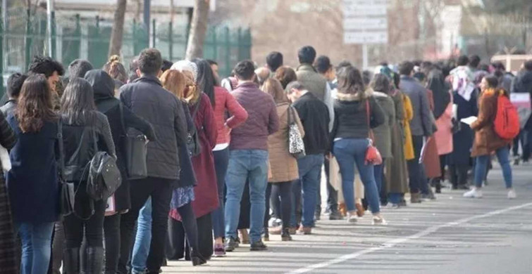 Türkiye'de işsiz sayısı azaldı mı? İşsizlik rakamları mayıs ayında kaç oldu? TÜİK kritik veriyi duyurdu