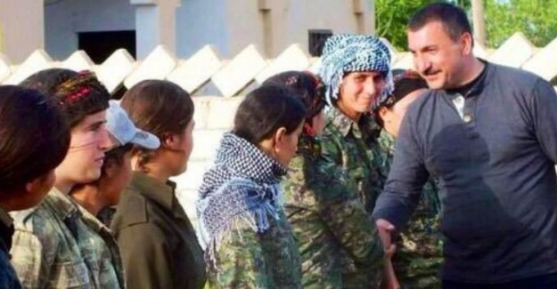 Türkücü Ferhat Tunç, Havalimanında Gözaltına Alındı