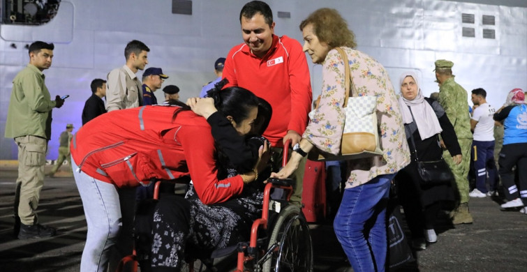 Türk Kızılay, Lübnan'dan Tahliye Edilen Vatandaşlara Destek Sağlıyor