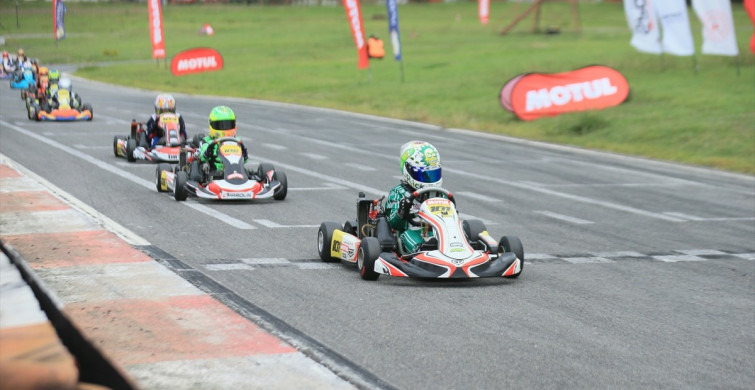 Türkiye Karting Şampiyonası'nın 5. Ayak Yarışları Kocaeli'de Gerçekleşti