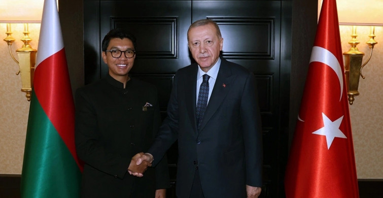 Uluslararası ekonomide büyük hamle: Cumhurbaşkanı Erdoğan, Madagaskar Cumhurbaşkanı ile iş birliği alanlarını ele aldı