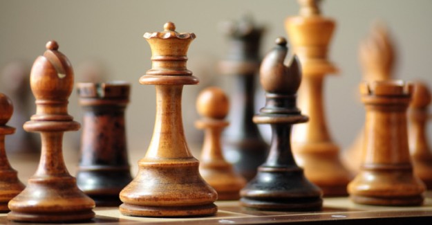 Uluslararası Satranç Federasyonu, Organizasyonlarını 2021’e Erteledi