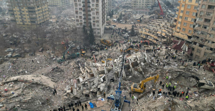 Ünlü deprem uzmanı çıkan iddiaları çürüttü: İstanbul'da deprem olacak mı?