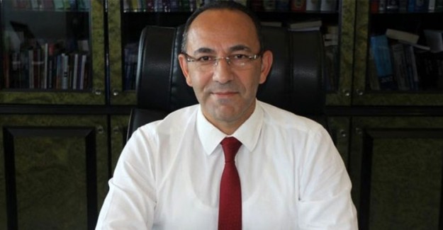 Urla Belediye Başkanı İbrahim Burak Oğuz FETÖ Üyeliğinden Tutuklandı