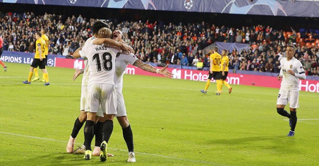 Valencia 3-1 Young Boys Maç Özeti ve Golleri İzle
