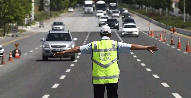 Valilik Duyurdu! İstanbul'da Yollar Trafiğe Kapatılacak