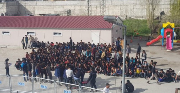 Van'da 9 Günde Bin 535 Kaçak Göçmen Yakalandı