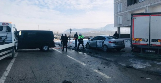 Van'da Trafik Kazası: 11 Yaralı