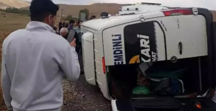 Van’da yolcu otobüsü devrildi: Çok sayıda yaralı var