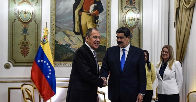 Venezuela Devlet Başkanı Maduro, Lavrov'u Kabul Etti