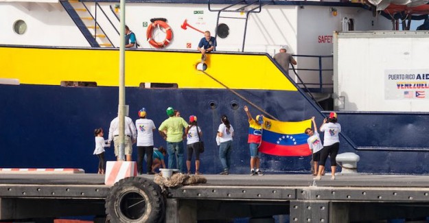 Venezuela Ordusu, ABD Gemisi Midnight Stone'a Saldırı Tehdidinde Bulundu