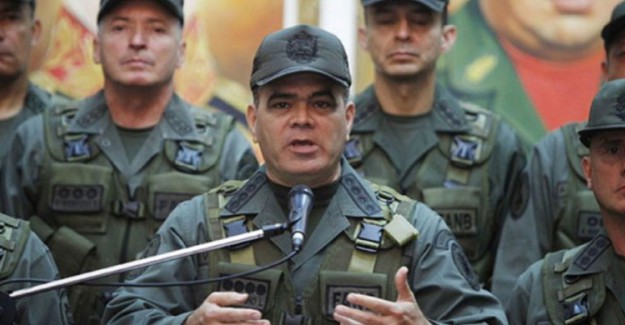 Venezuela Ordusundan Açıklama: Dayatılan Başkanı Kabul Etmeyeceğiz