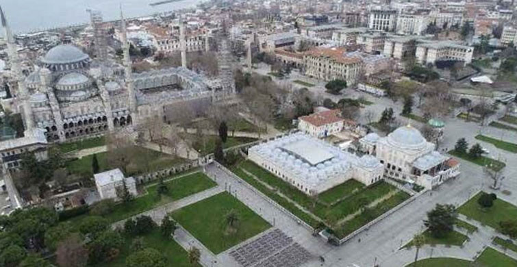 Yeniden Gelen Kısıtlamalı Cumartesi İle Meydanlarda Sakinlik Hakim Oldu