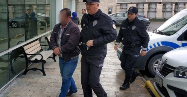 Yere Düşen 100 Lirayı Cebe Atan Kişi Gözaltına Alındı