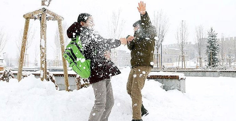 Yozgat'ta Kar Yağışı Nedeniyle Eğitime Bir Gün Ara Verildi