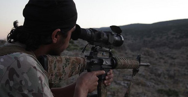 YPG/PKK Fırat Kalkanı Bölgesindeki ÖSO Mevzilerine Saldırdı
