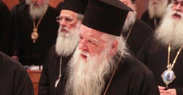 Yunan Piskopos Amvrosios: ' Yangın Çipras'ın Ateist Olmasından Dolayı Çıktı'